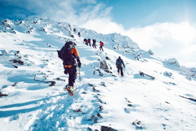 5 tips on how to enjoy winter hiking